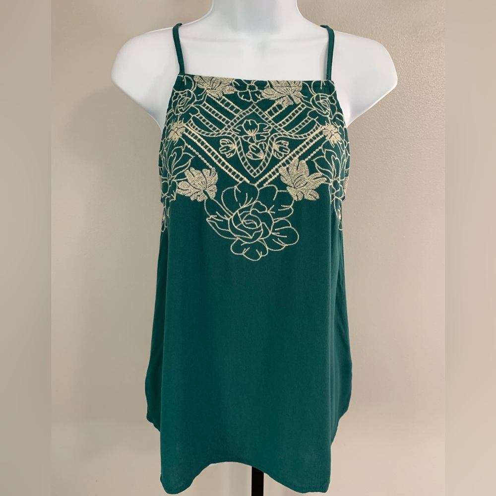 NWT Eyeshadow Teal Embroidered Spaghetti Strap Tank